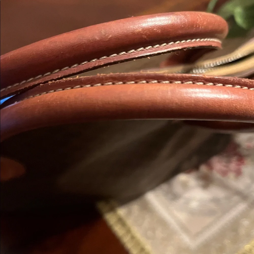 Celine Macadam handbag canvas EUC🤎💛🤎 - Picture 5 of 5